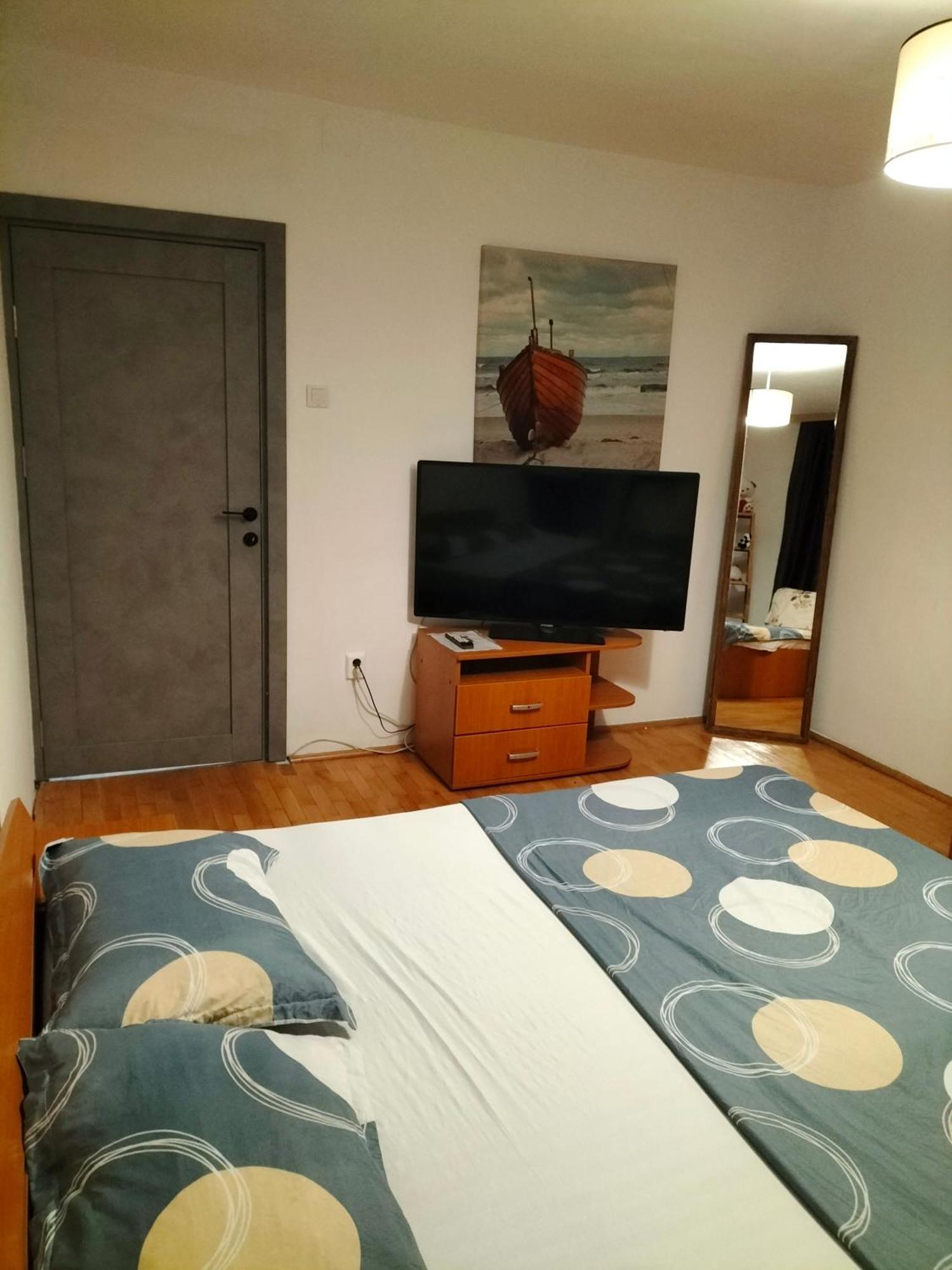 Studio On Орадя Экстерьер фото